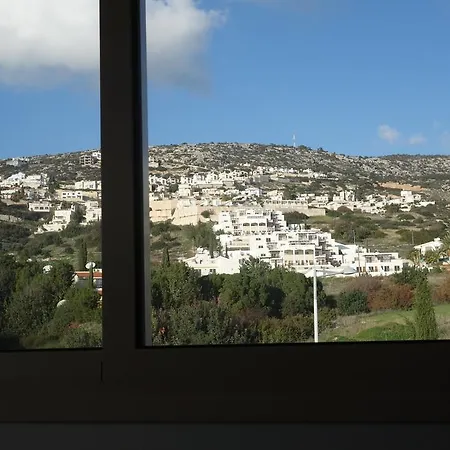 Alineris Apartment Peyia