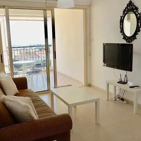 Alineris Apartment